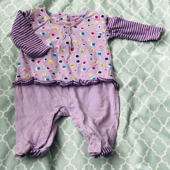 Onsie - Picture 2 of 6